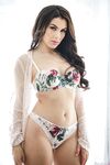 VALENTINA NAPPI FULLY READY FOR FUCK