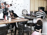 Lean Lovings,  Serena Santos - Swap The Ouija Board