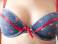 Alexis V - Pert breasts