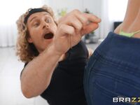 LaSirena69 - Caught Your Whaletail