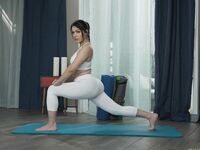 Valentina Nappi-Workout