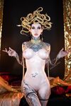 Medusa by Razor Candi