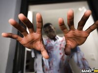 Roxie Sinner – A Zombie Swalloween