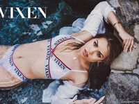 ALINA LOPEZ & AVERY CRISTY - (VIXEN) Relationship Goals