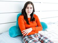 Sunny Soleil unwrap me for christmas