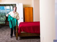 39 Audrey Bitoni [IHW] Jul 11, 2014