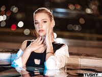 VICKI CHASE & KENNA JAMES - (TUSHY) Confidence