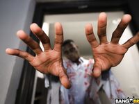 Roxie Sinner – A Zombie Swalloween