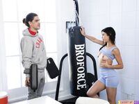 Kylie Rocket - Coach Boosts My Confidence