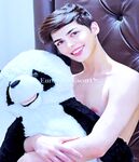 Rowan Saudi Shemale