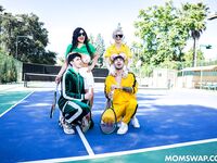 Kenzie Taylor, Mona Azar - Serving Balls