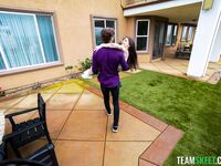 Tiny Rhea - Dont Give Up The Hole