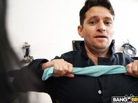 Gabbie Carter And Kailani Kai – MILF and Teen Fuck Car Man