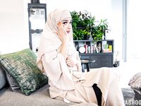 Aaliyah Yasin - Pay Your Husbands Dues