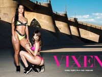 RILEY REID & TEANNA TRUMP - (VIXEN) Hot Girl Summer