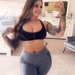 BIG ASS • Giuliana Cabrazia • Pics