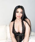 Damn Sexy Babes 1