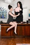 Jennifer White, Noelle Easton [NO] Jul 18, 2016