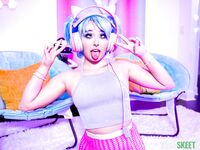 Leana Lovings, Krissy Knight - Game Night