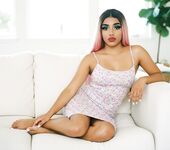 Trans baddie
