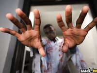 Roxie Sinner – A Zombie Swalloween