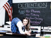 Amber Summer, Luxe La Fox - Exercising Trust