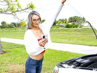 Mandy Rhea – Concept Milf in Distress