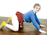 Annie Archer - Thats What Roomies Are For