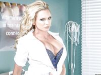 Nikki Benz , Briana Banks - Dick Stuck In Fleshlight