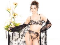 High Class Nympho Kylie Rocket