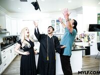 Slimthick Vic - Summa Cum Laude