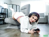 Aria Banks - Cum Get Me