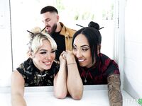 Luna Luxe, Kona Jade - Caught, Stuck, and Fucked