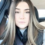 Hannah like to shower suck and fuck