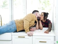 Luna Luxe, Kona Jade - Caught, Stuck, and Fucked