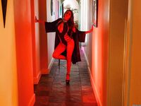 Madison Ivy - Madison On The Prowl