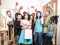 MommyGotBoobs - College Madness