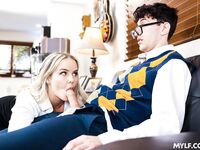 Slimthick Vic, Breezy Bri - He’s Part of the Portraits Now