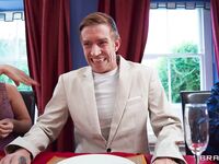 Yasmina Khan - The Bengali Dinner Party