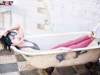 Japanese Fit Queen - Chan Yota