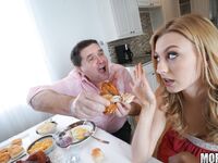 Alexa Grace