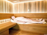 Sladyen Skaya - Beauty And The Senior