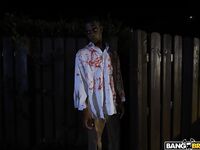 Roxie Sinner – A Zombie Swalloween