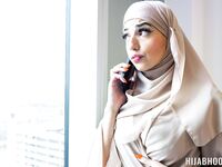 Aaliyah Yasin - Pay Your Husbands Dues