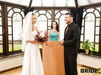 Briana Banderas - Life Is A Rehearsal