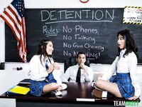 Amber Summer, Luxe La Fox - Exercising Trust