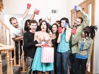 MommyGotBoobs - College Madness