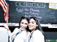 Amber Summer, Luxe La Fox - Exercising Trust