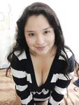 Putita caliente bonita, coño grande y peludo, hermosas piern