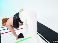 Lauren Phillips, Rose Lynn - Mask Off, Hard On